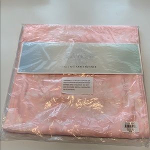 NWT Spring Jubilee table runner 13x72in